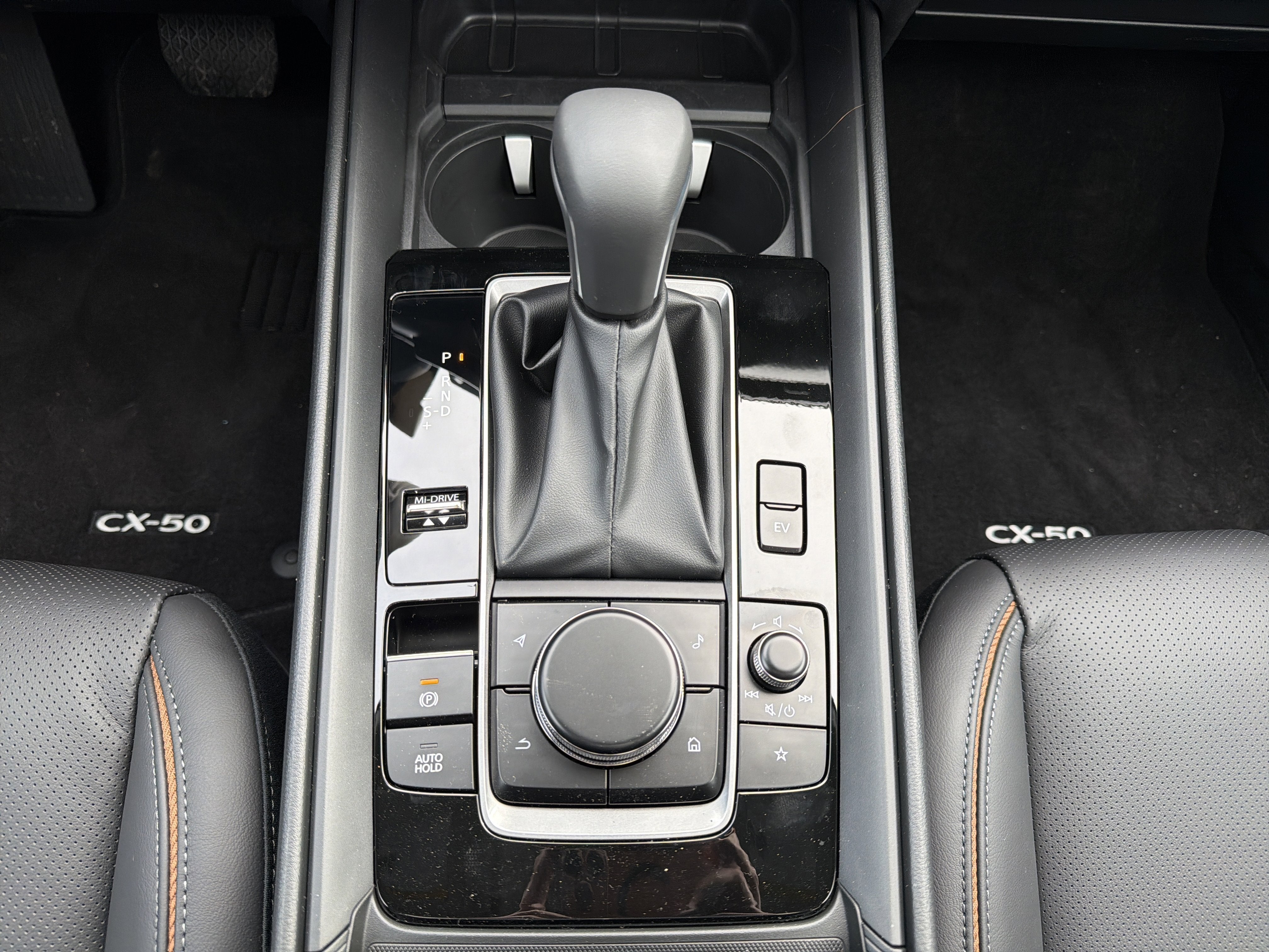 2026 Mazda Mazda CX-50 Hybrid Premium AWD