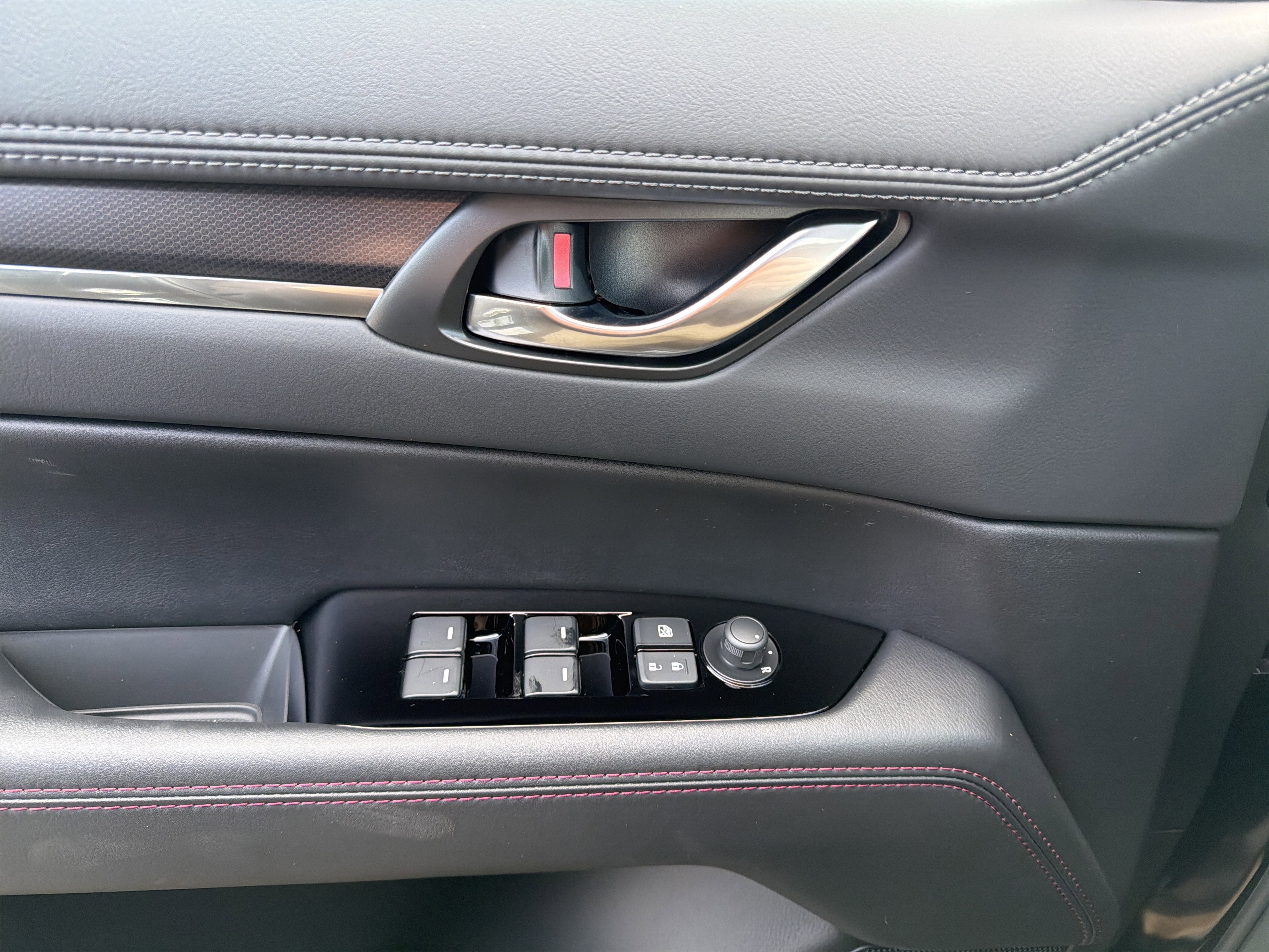 2025 Mazda Mazda CX-5 2.5 S Carbon Edition AWD