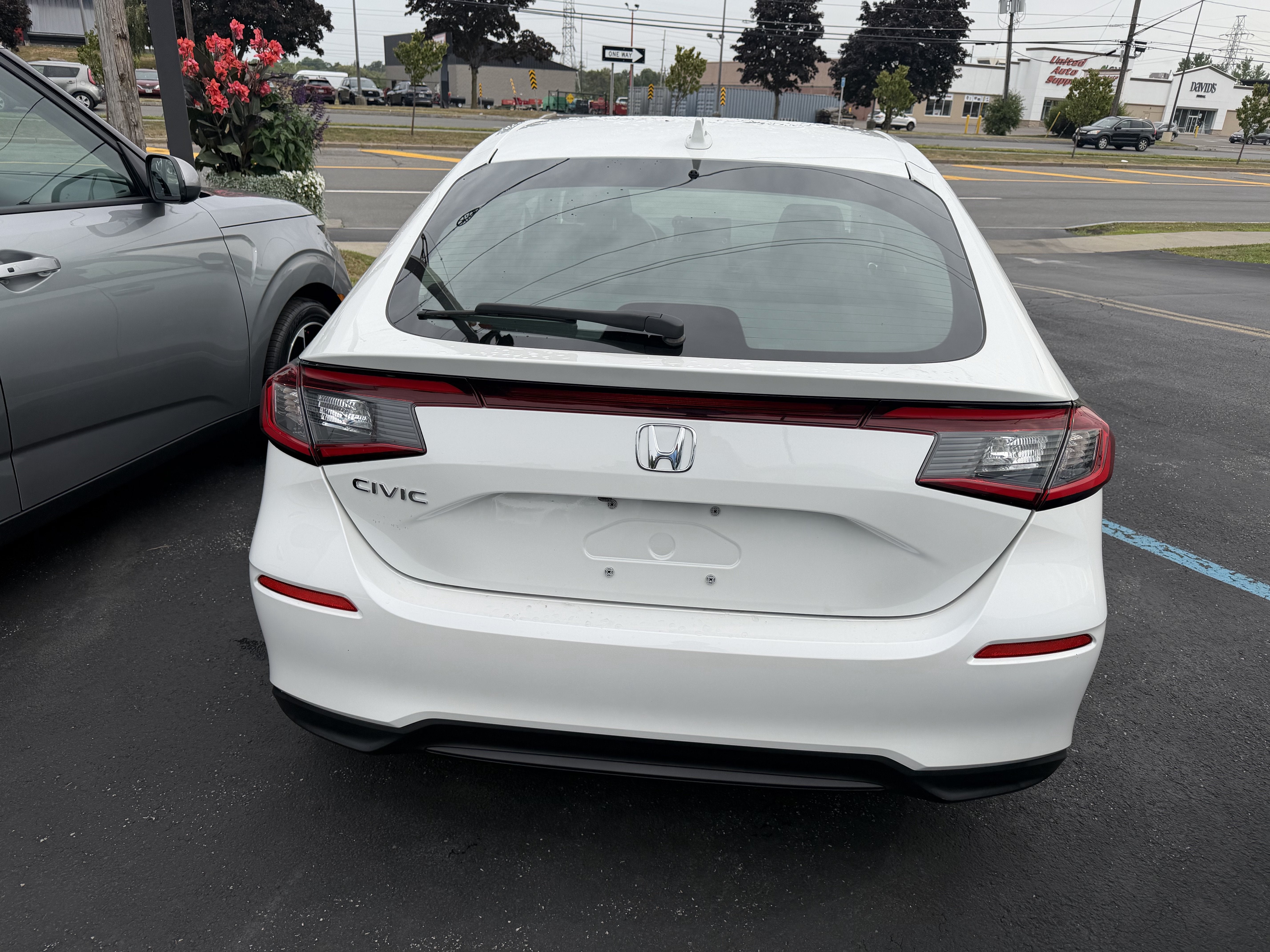 2024 Honda Civic Hatchback EX-L