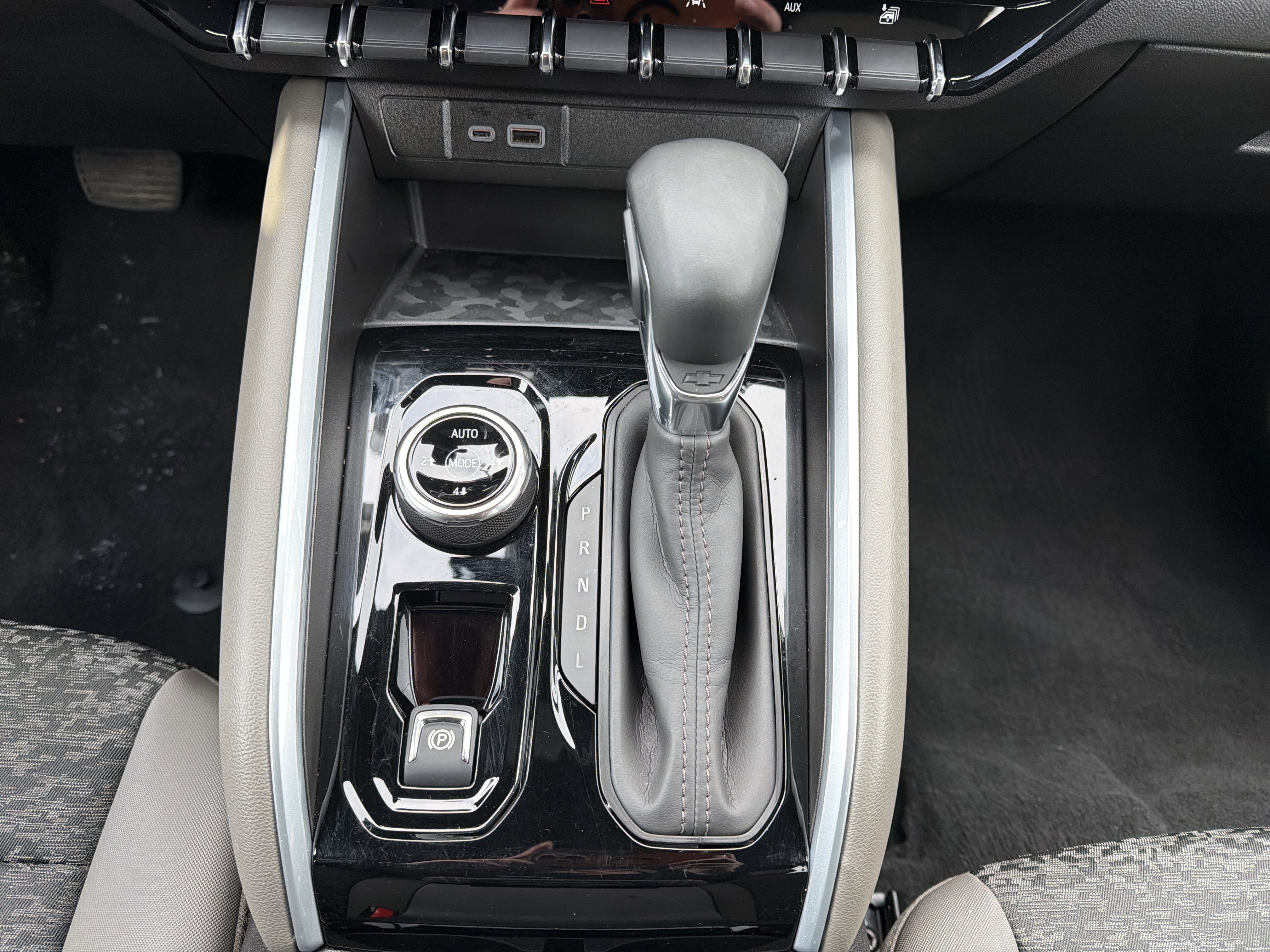 2024 Chevrolet Colorado 4WD ZR2