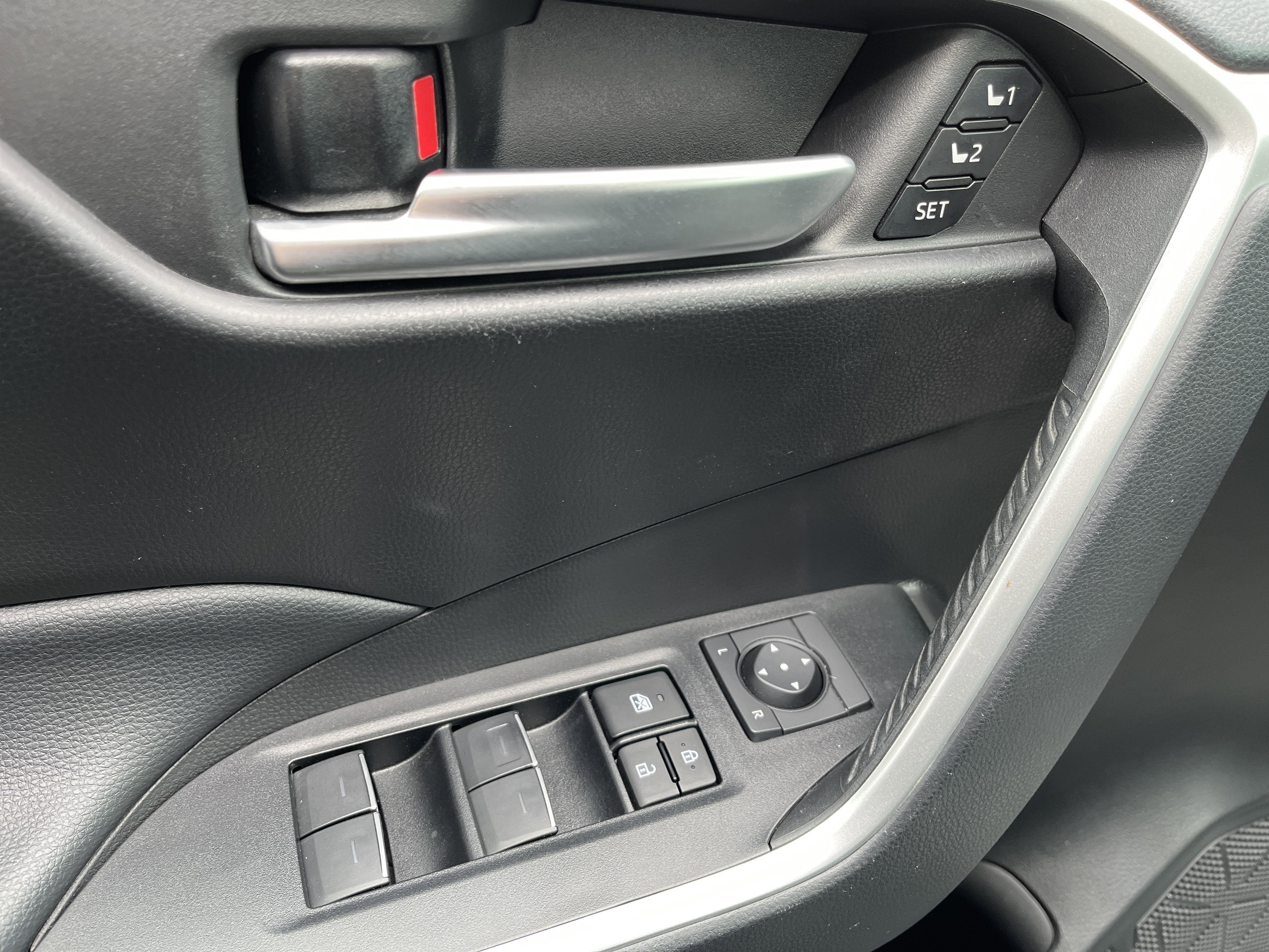 2023 Toyota RAV4 XLE Premium AWD