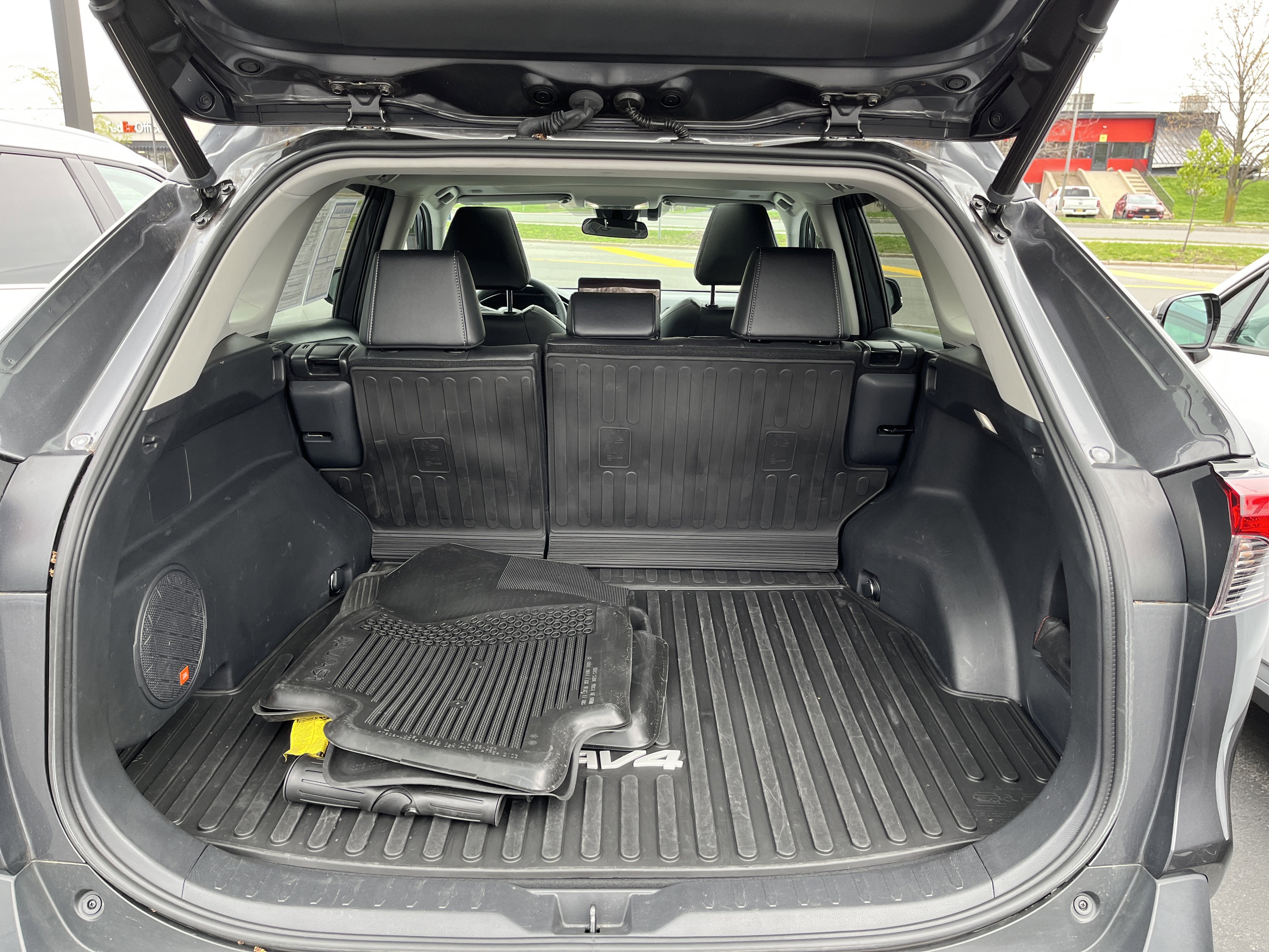 2023 Toyota RAV4 XLE Premium AWD