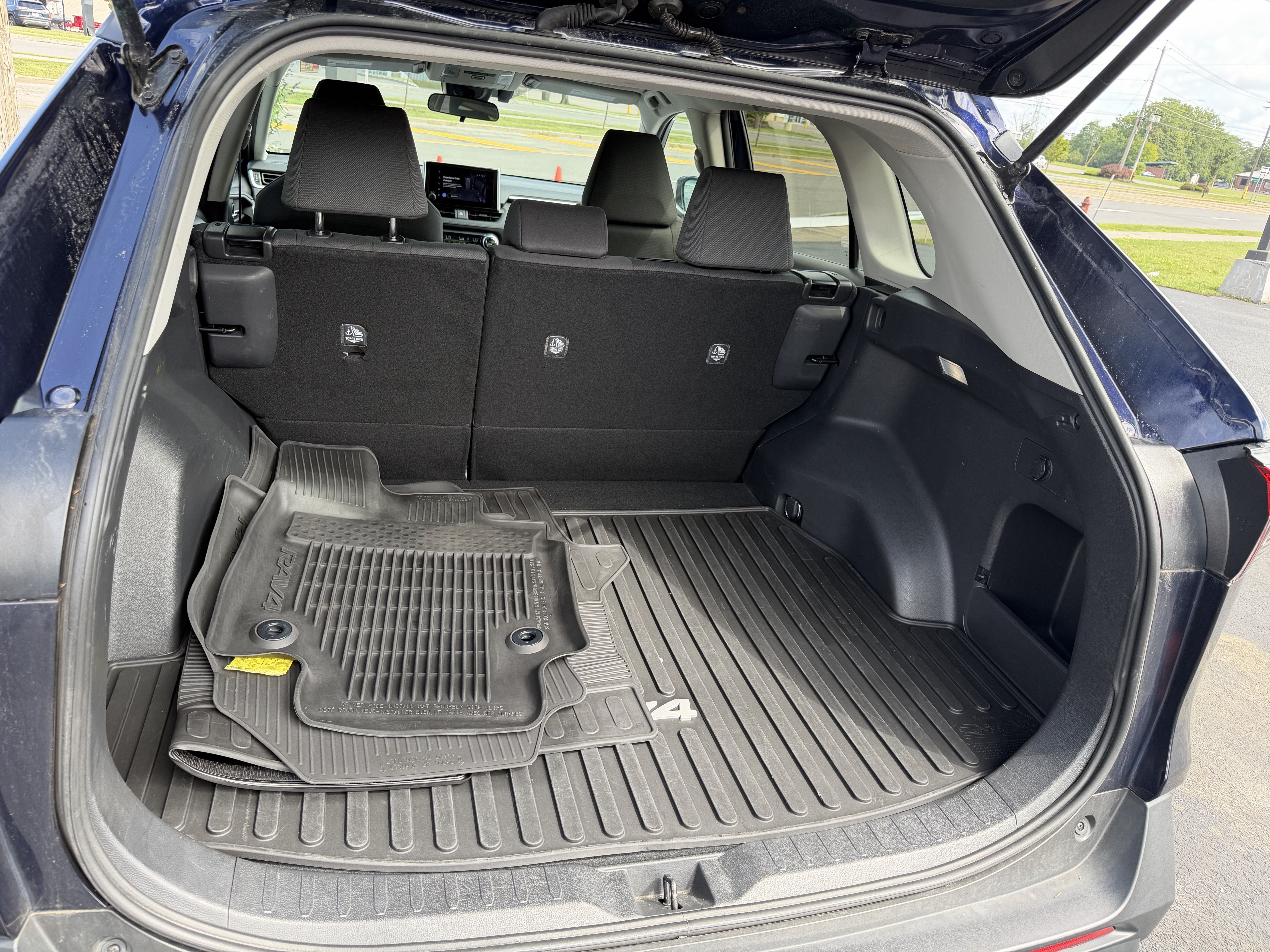 2024 Toyota RAV4 XLE AWD