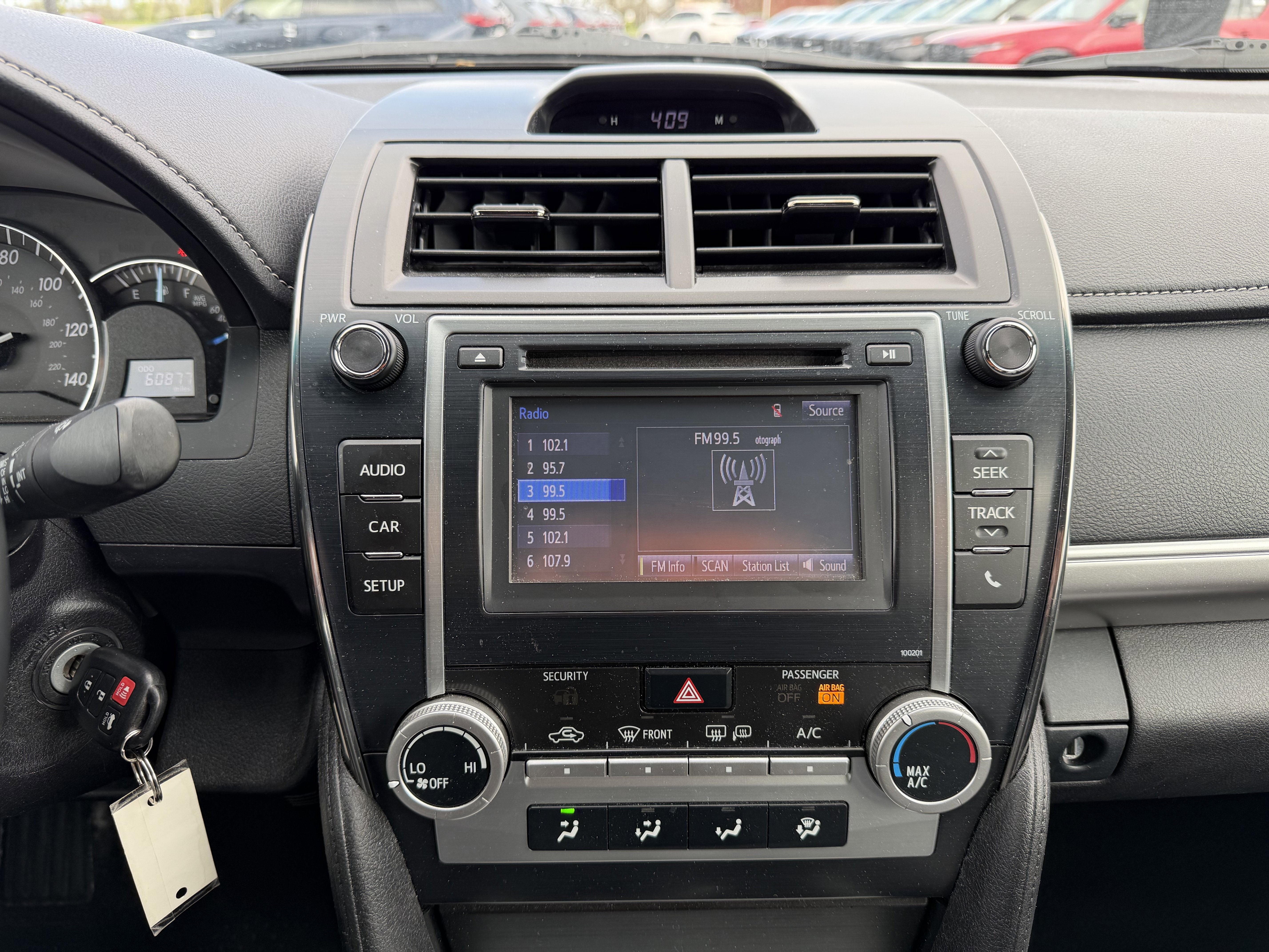 2014 Toyota Camry SE