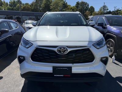 2022 Toyota Highlander XLE AWD