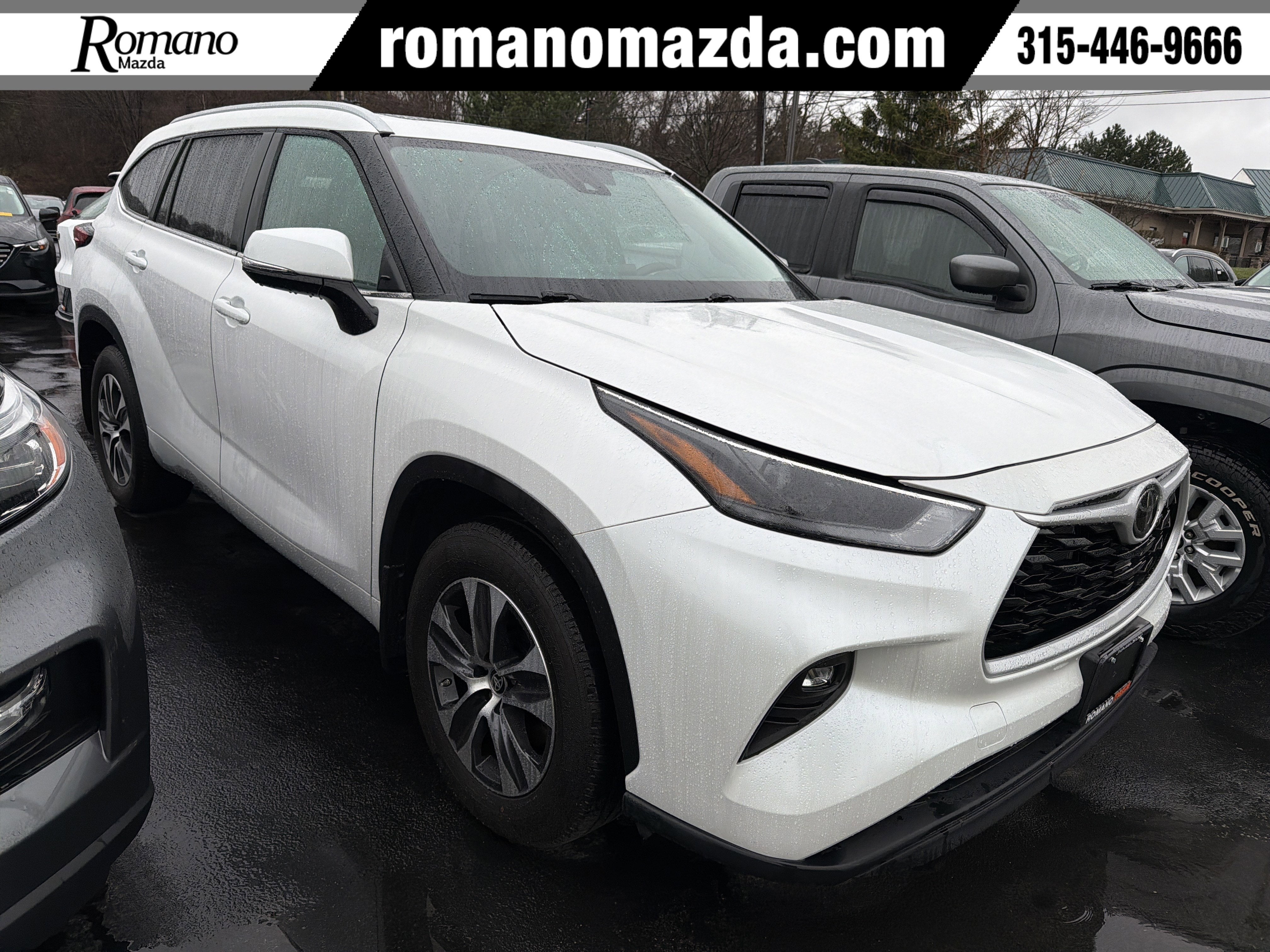 2024 Toyota Highlander XLE