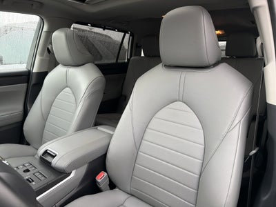 2024 Toyota Highlander XLE