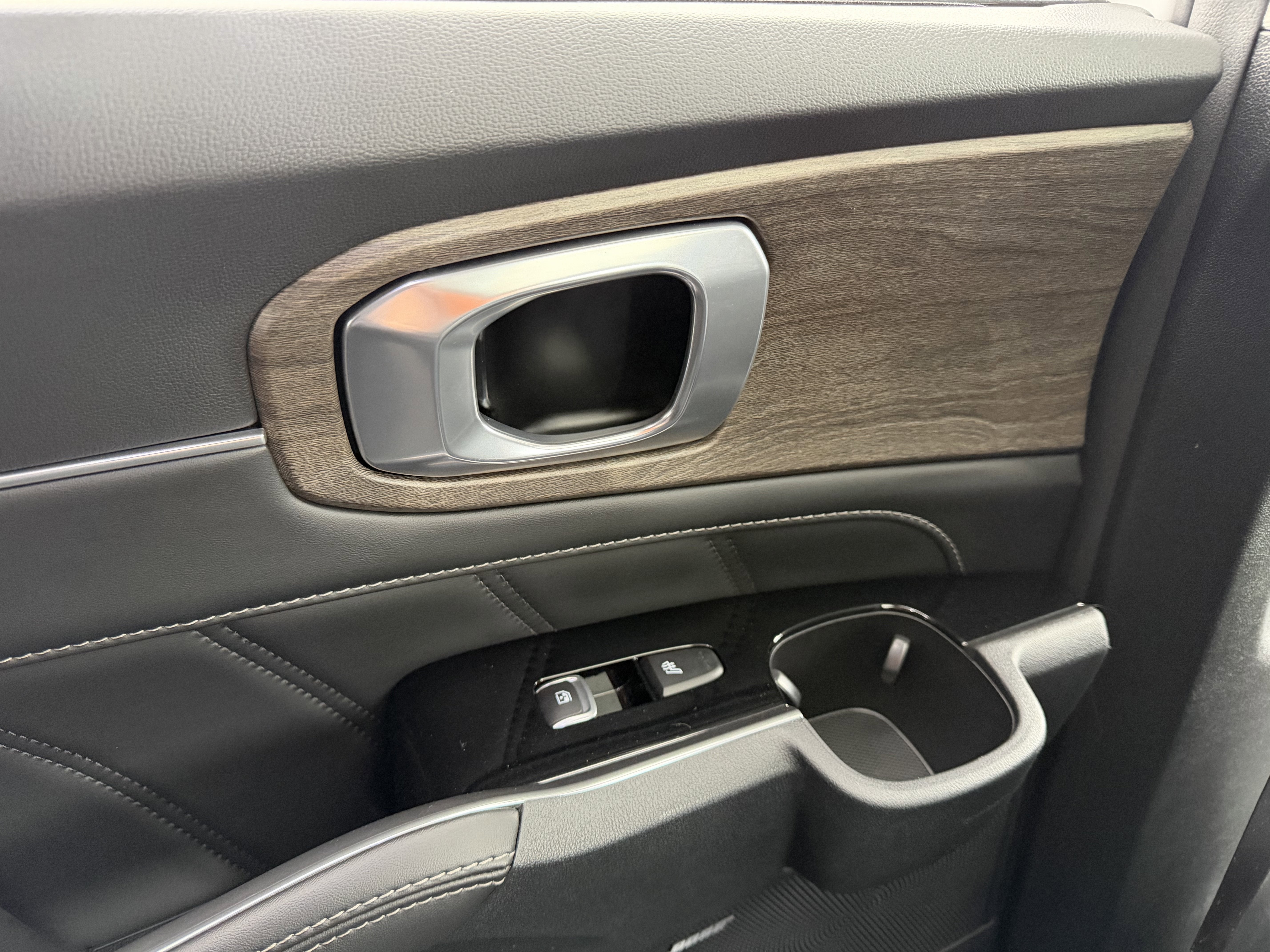 2023 Kia Sorento X-Line SX Prestige