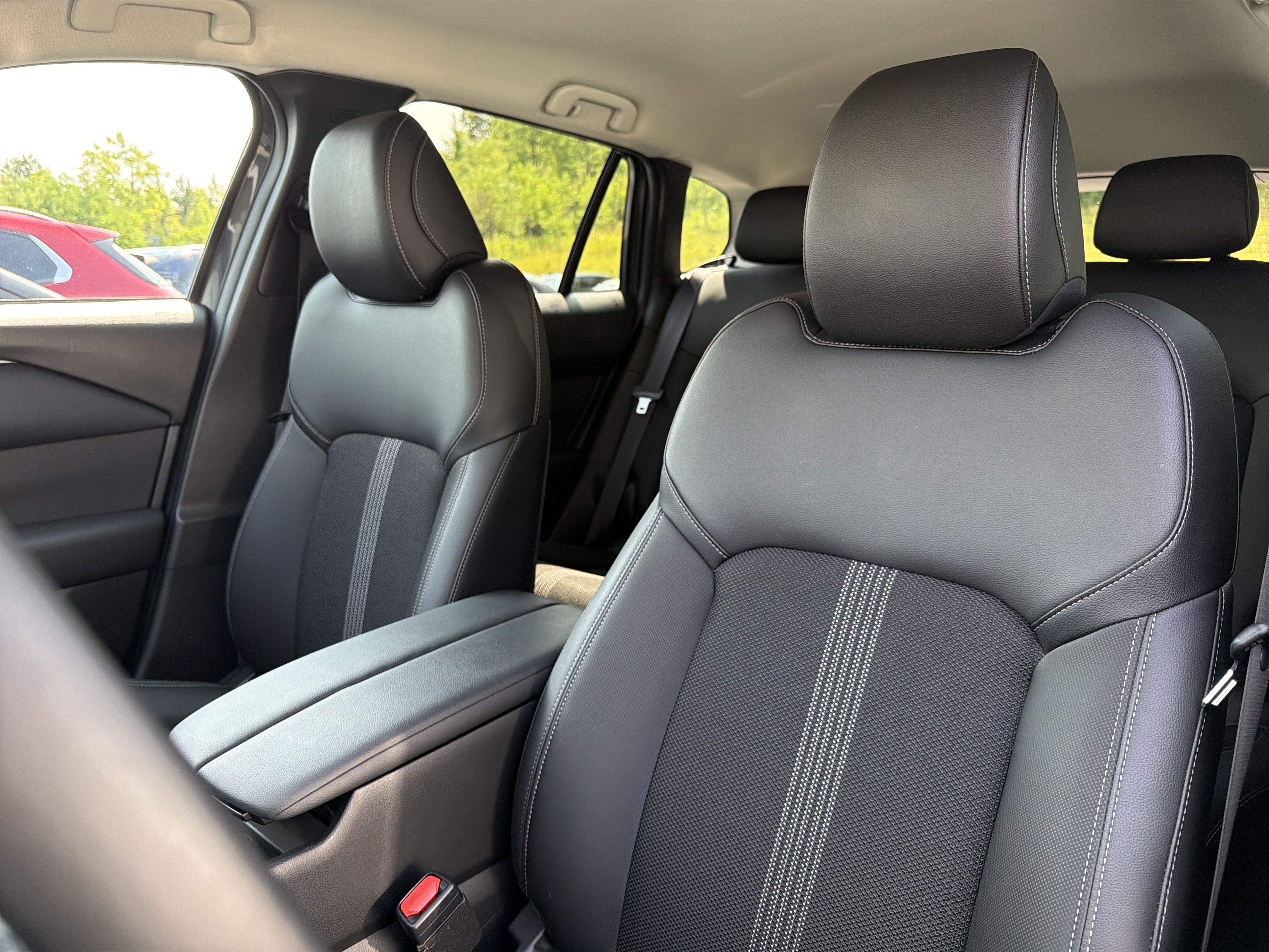 2025 Mazda Mazda CX-50 Hybrid Preferred Package AWD