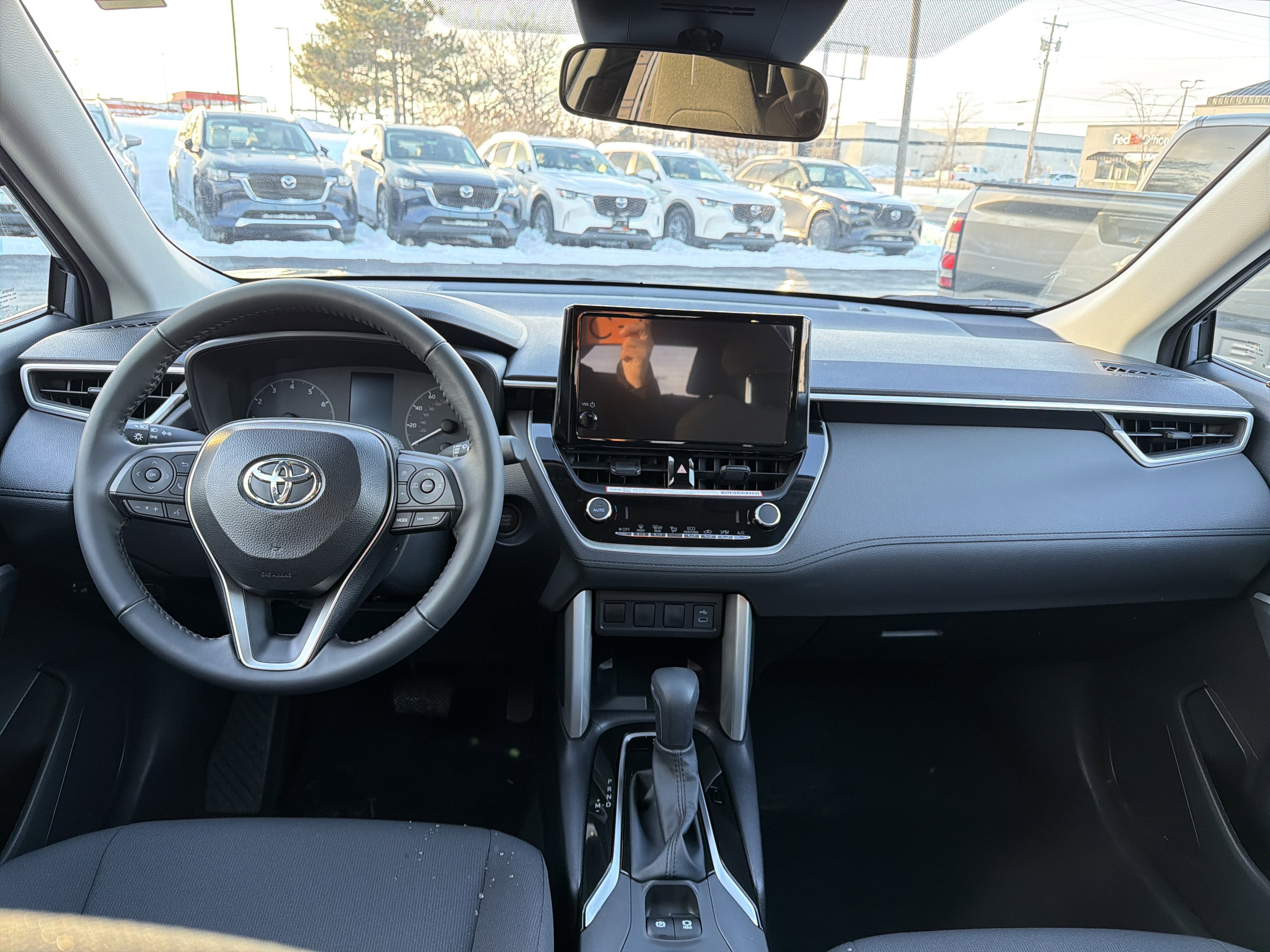 2024 Toyota Corolla Cross LE