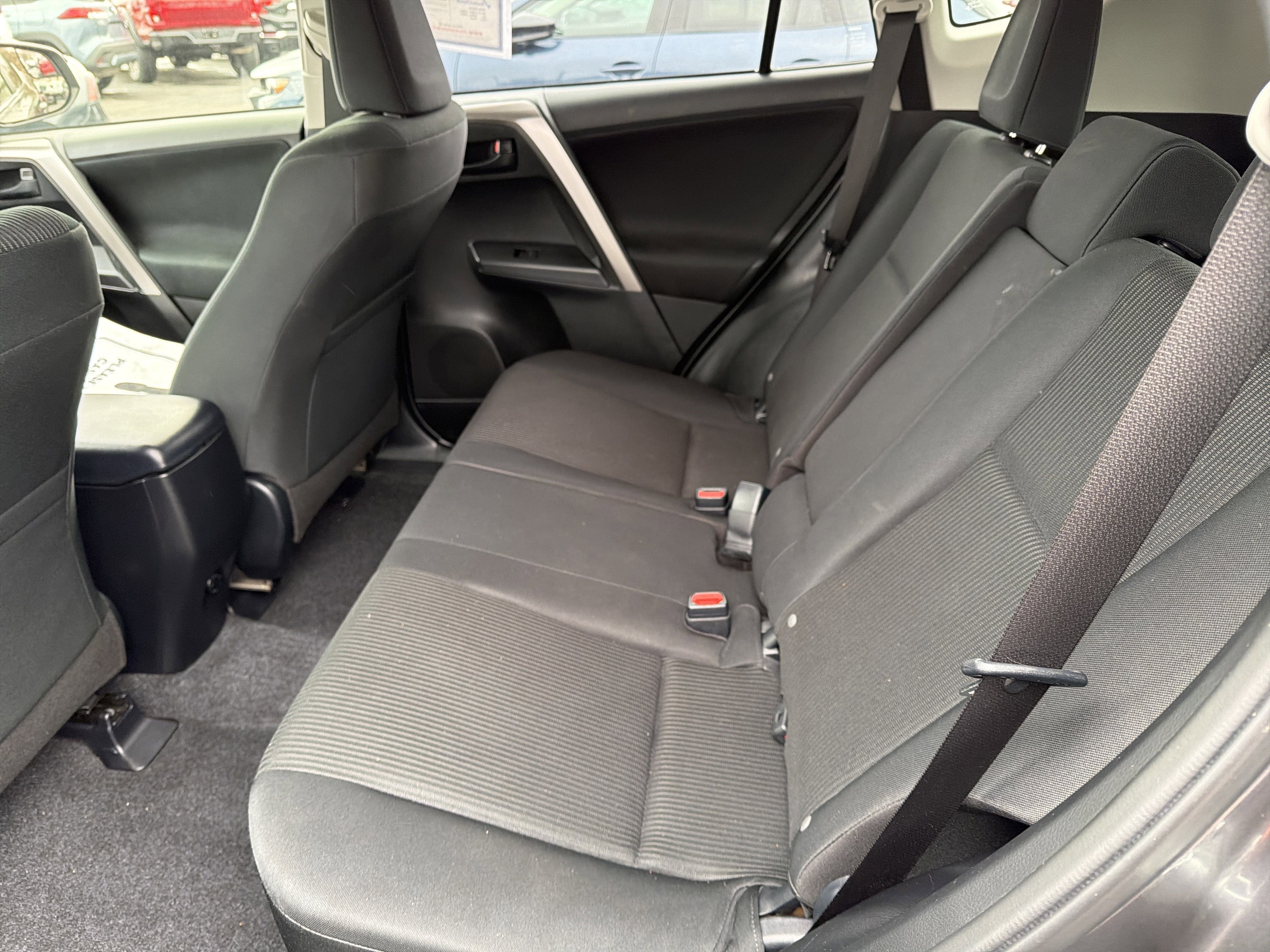 2018 Toyota RAV4 LE AWD