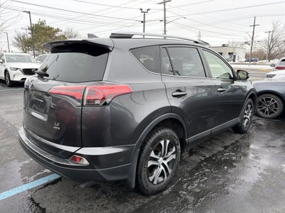 2018 Toyota RAV4 LE AWD
