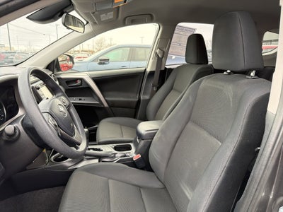 2018 Toyota RAV4 LE AWD