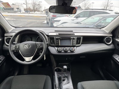 2018 Toyota RAV4 LE AWD