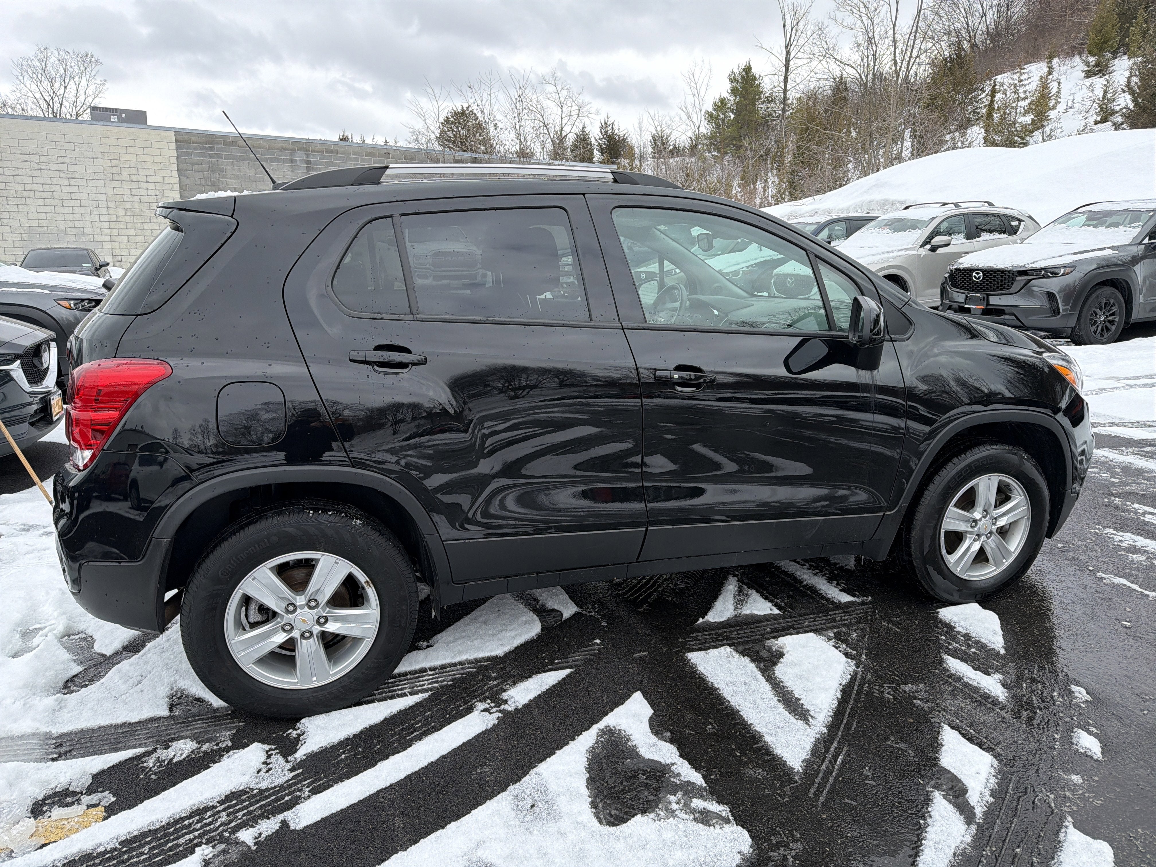 2022 Chevrolet Trax AWD 4dr LT