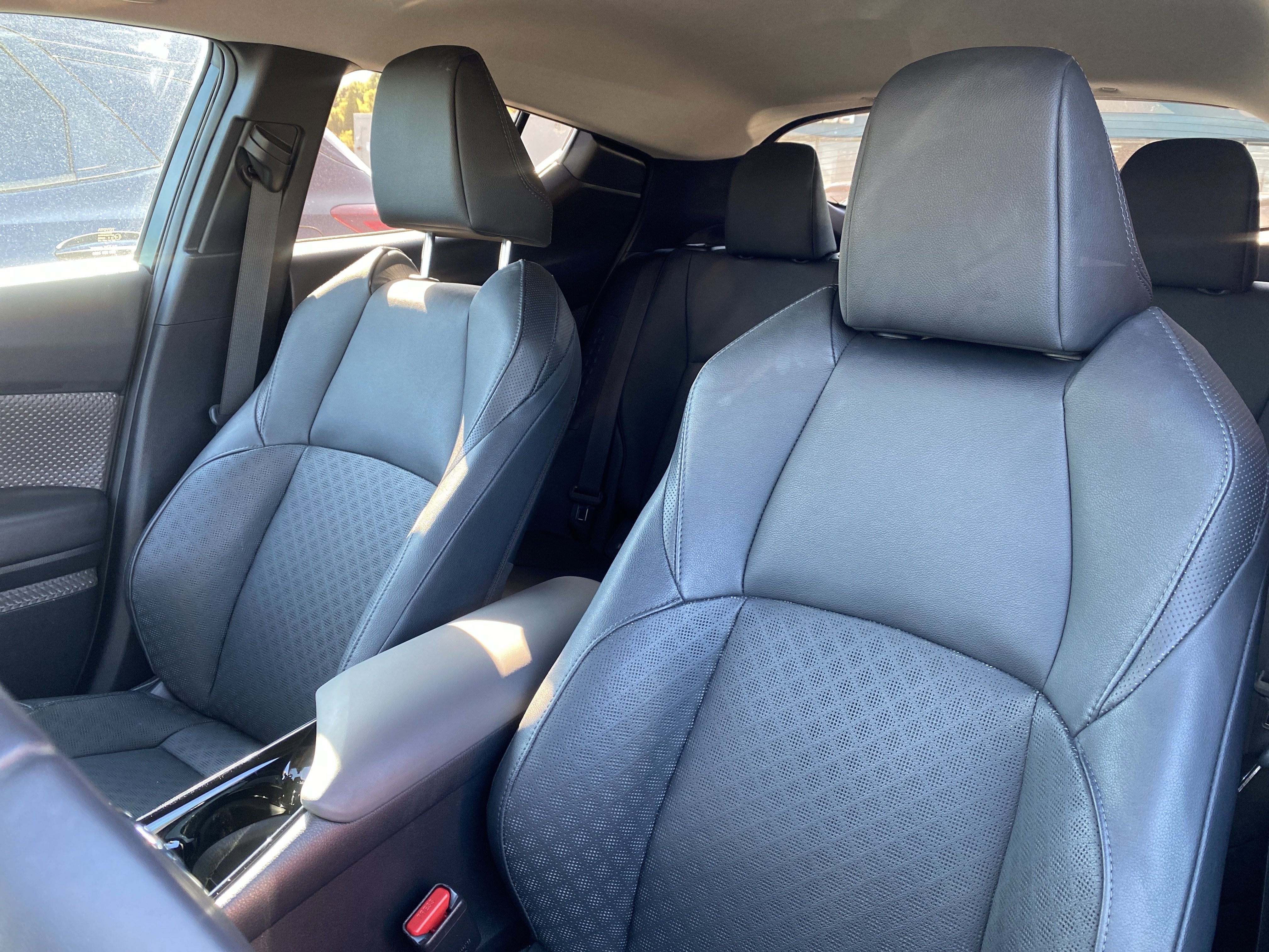 2022 Toyota C-HR Limited